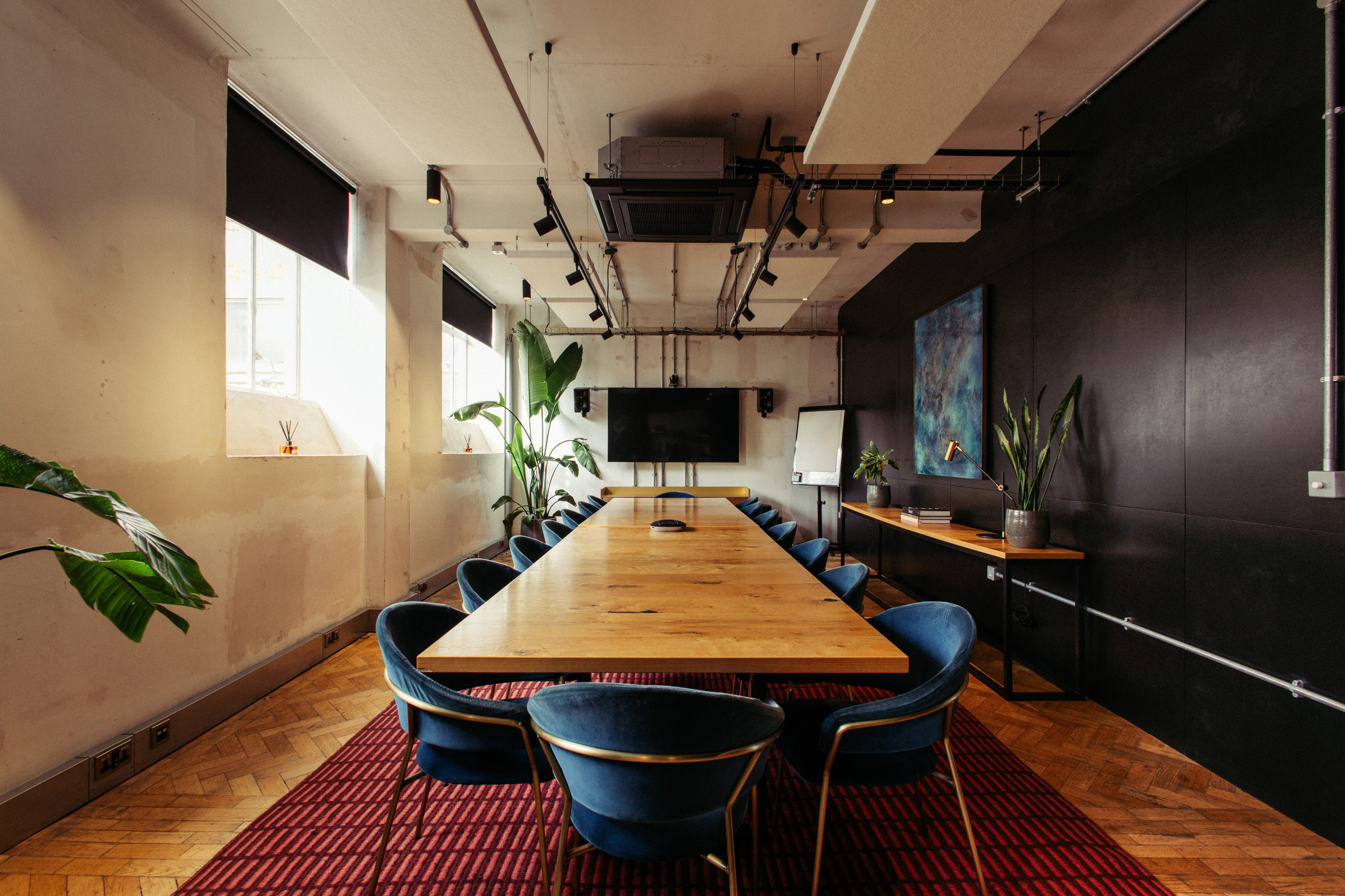 Meeting Room Suite Dinign Room